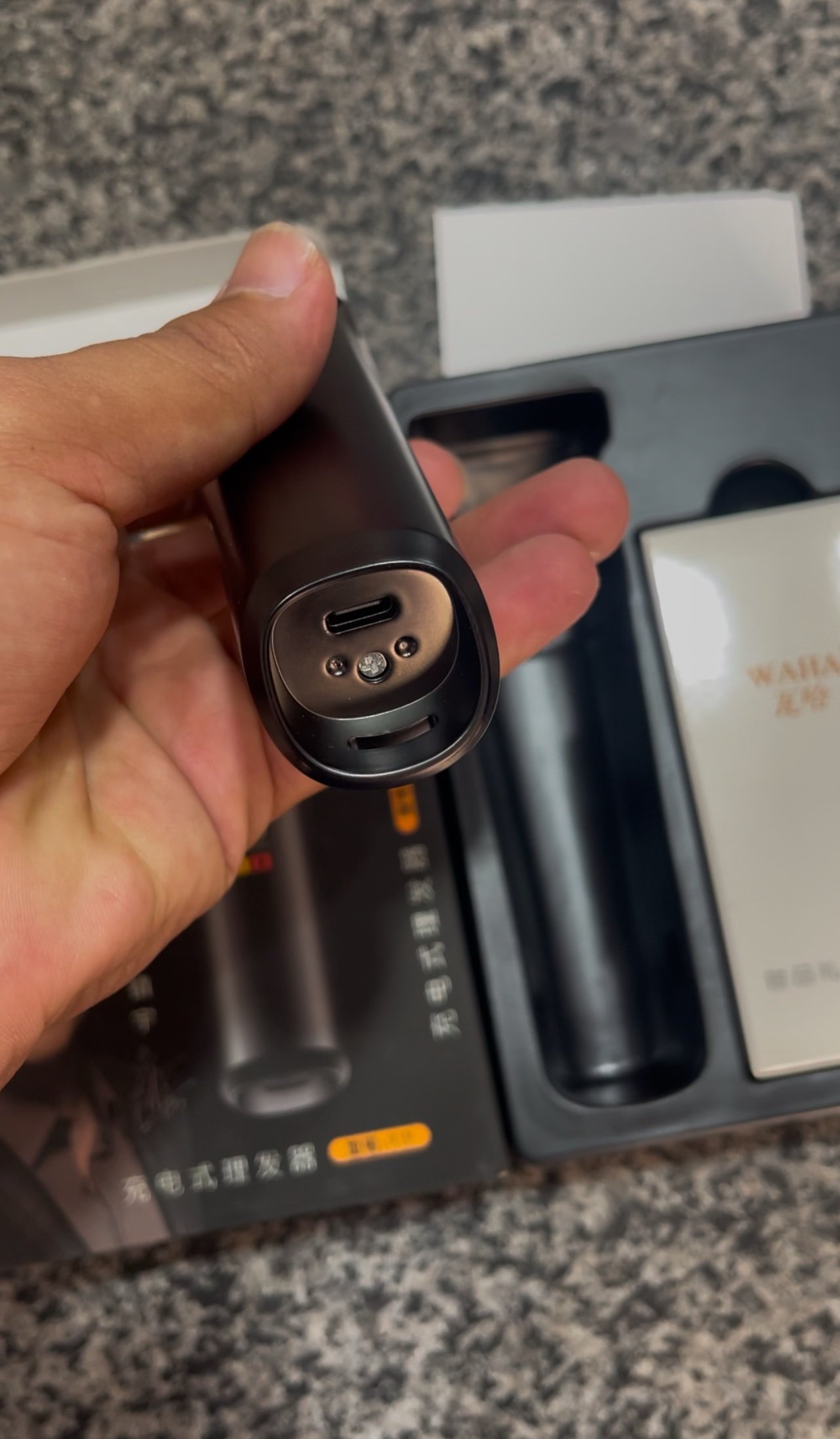 Waha 919 Hair Trimmer | Rechargeable Hair Clipper with Type-C & Metal Body - Image 5